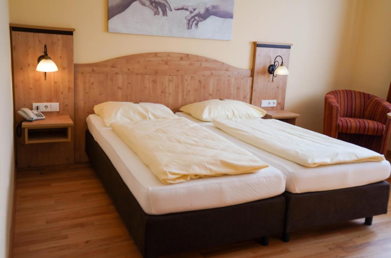 Bed & Breakfast Fruehstueckspension Christinenhof 2*
